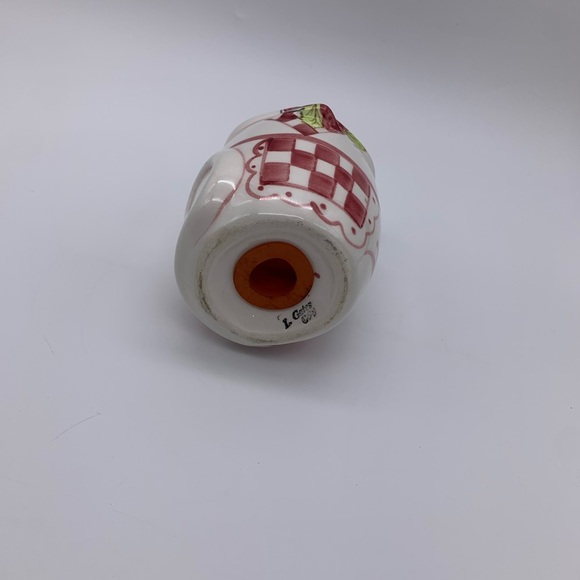 Laurie Gates Pottery Mouse Cheese Shaker Dispenser Holding Bottle & Grapes 1998 - Picture 9 of 10